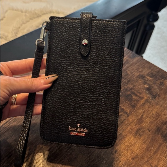 Kate Spade Phone Wristlet - Picture 2 of 12